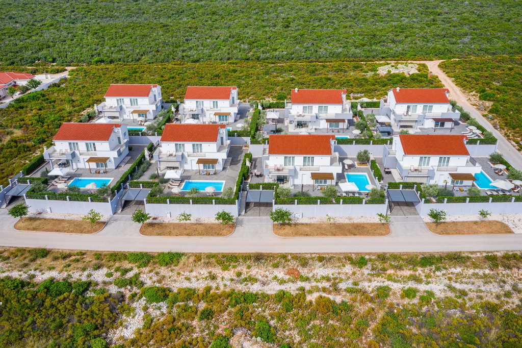 Debeljak, Zadar, resort, 8 kuća s bazenom na prodaju, investicija