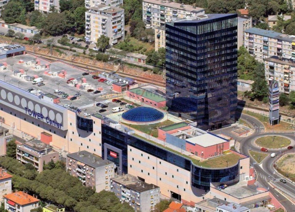 Rijeka, poslovni prostor na 5. katu u Tower centru, 27 m²